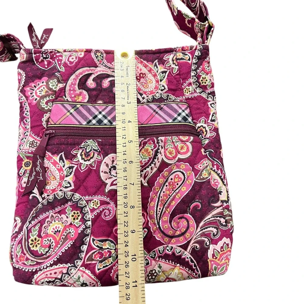 Vera Bradley Hipster Crossbody‎ Bag Very Berry Paisley Quilted Cotton Retired